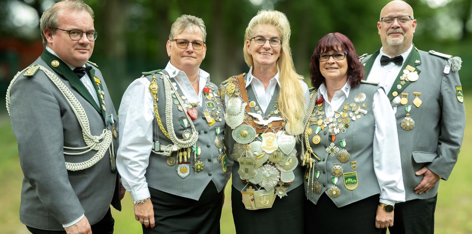 Die Heimfelder Königscrew mit Caro Kabuse in der Mitte. Foto: SV Heimfeld