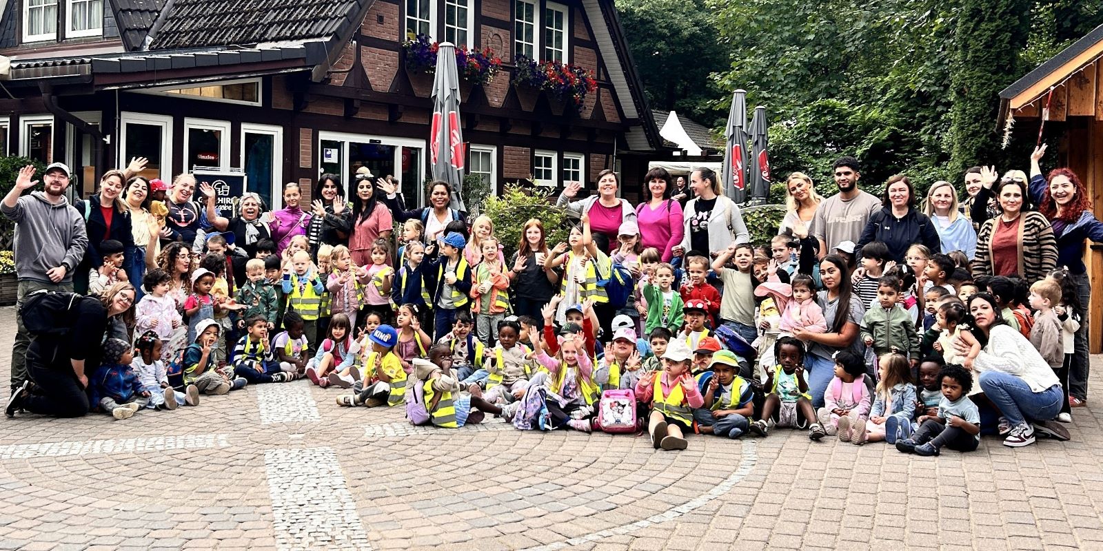 Der Wildpark Schwarze Berge hat die gesamte Kita Musumsplatz noch am Donnerstag, kurz nach dem Brand, spontan zu einem kostenlosen Ausflug in den Wildpark eingeladen. Foto: pr